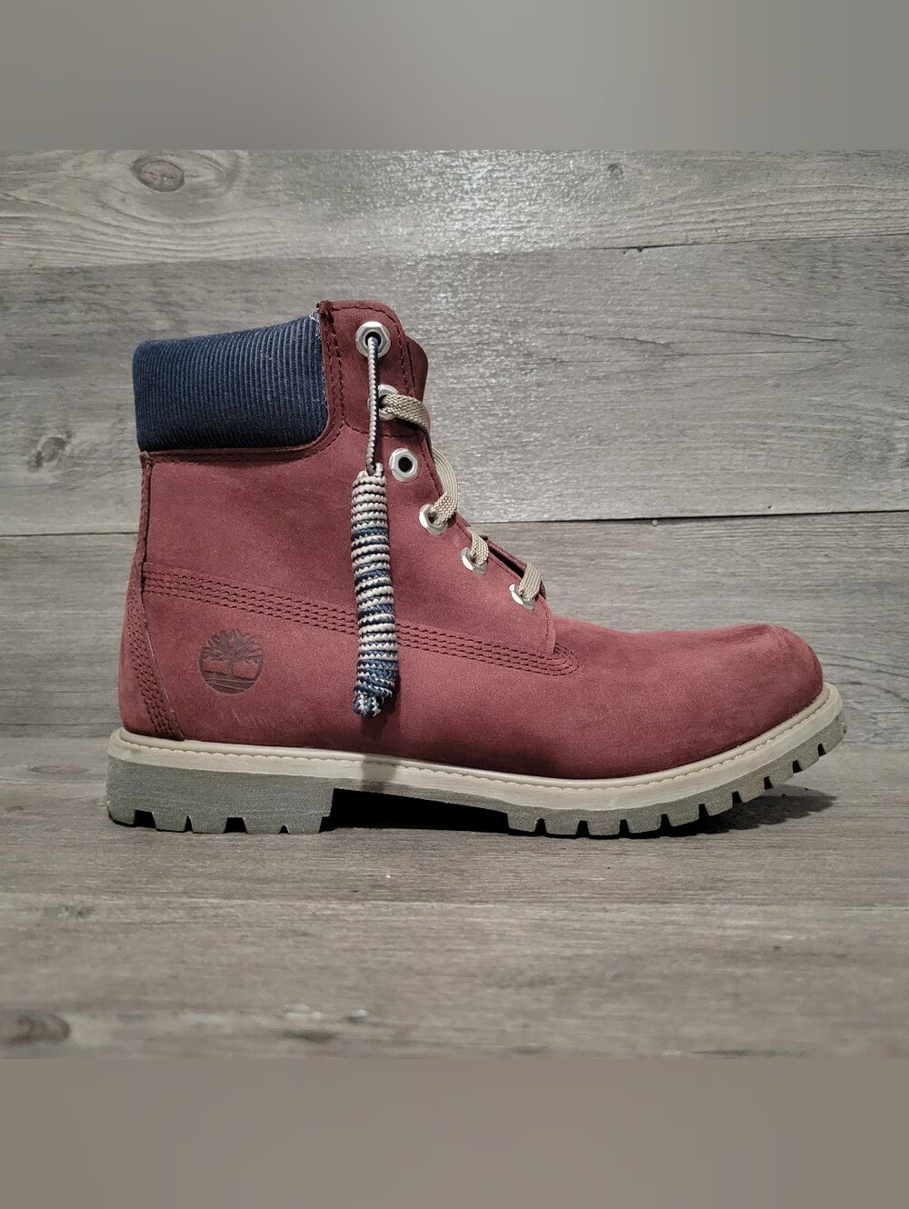 Timberland Premium 6-Inch womens 8.5 Waterproof Boots Burgandy